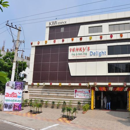 Hotel Venky'S Delight Rājahmundry Exterior foto