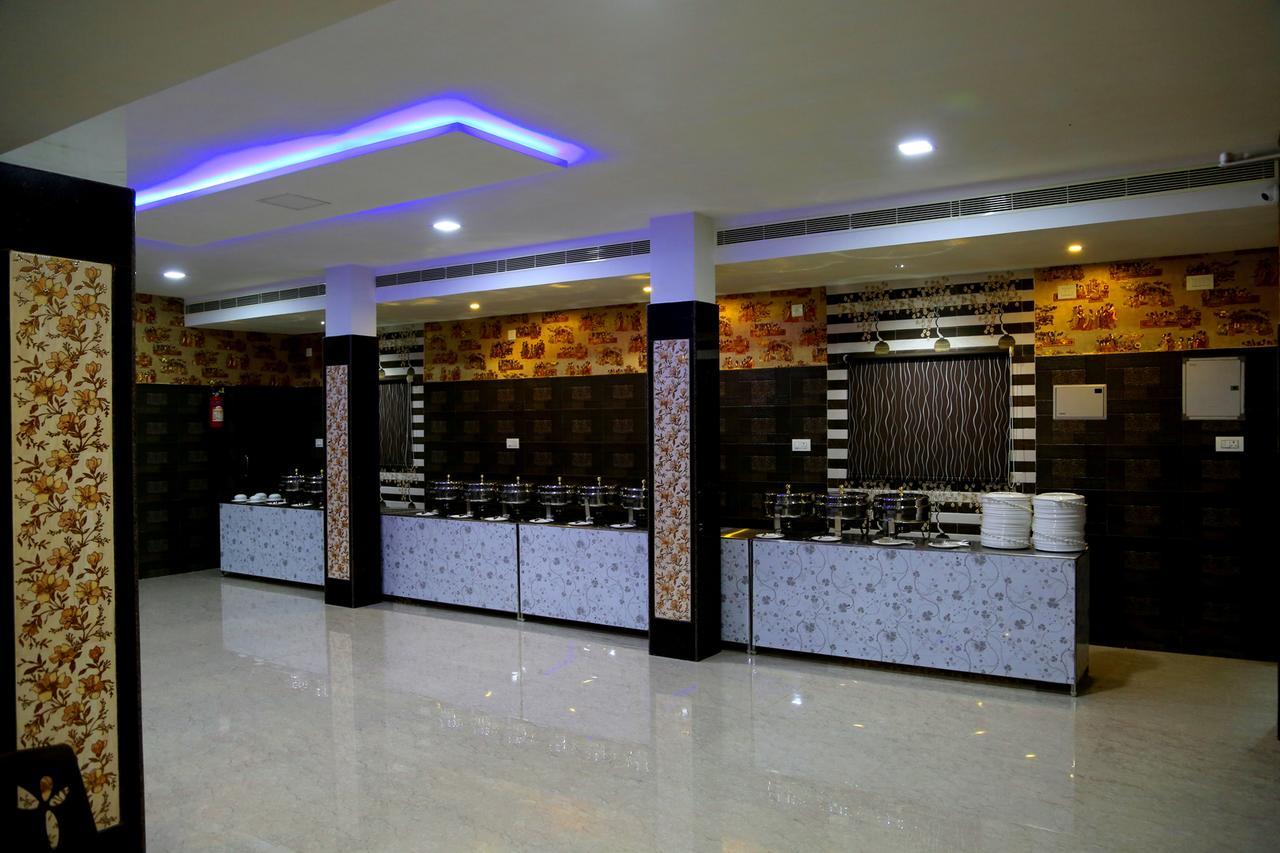 Hotel Venky'S Delight Rājahmundry Exterior foto